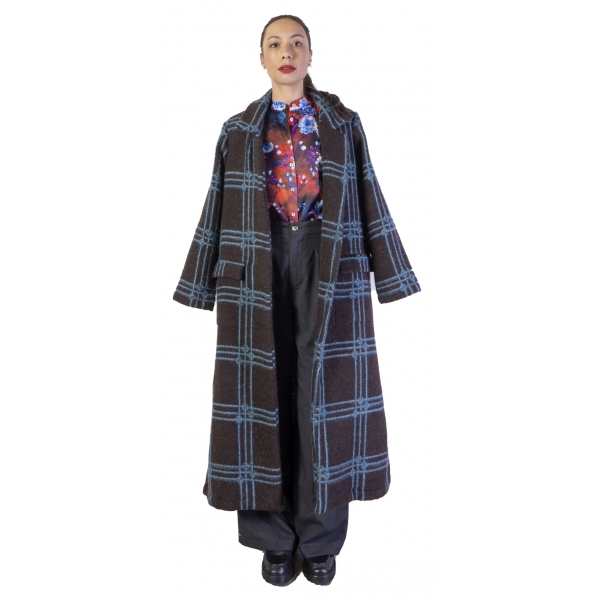 813 - Annalisa Giuntini - Nesea M Coats Var. 300 - Coats - High Quality Luxury