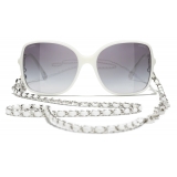 Chanel - Occhiali da Sole Quadrati - Bianco Grigio Sfumato - Chanel Eyewear