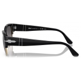 Persol - PO3319S - Tom - Nero / Polarized Grigia Sfumata - Occhiali da Sole - Persol Eyewear
