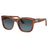 Persol - PO3313S - Terra di Siena / Azzurro Sfumato Scuro Polarizzata - Occhiali da Sole - Persol Eyewear