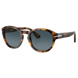 Persol - PO3304S - Madreterra / Blu Polarizzato - Occhiali da Sole - Persol Eyewear