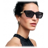 Tiffany & Co. - Occhiale da Sole Rettangolare - Nero Grigo Scuro - Collezione Tiffany T - Tiffany & Co. Eyewear