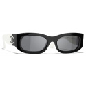 Chanel - Occhiali da Sole Rettangolari - Bianco Nero Grigio Scuro - Chanel Eyewear