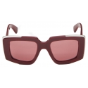 Alexander McQueen - Occhiali da Sole Geometrici The Grip da Donna - Bordeaux - Alexander McQueen Eyewear