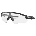 Oakley - Radar® EV Path® - Clear To Black Iridium Photochromic - Steel - Occhiali da Sole - Oakley Eyewear