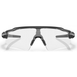 Oakley - Radar® EV Path® - Clear To Black Iridium Photochromic - Steel - Occhiali da Sole - Oakley Eyewear