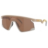 Oakley - BXTR Patrick Mahomes II Collection - Prizm Tungsten - Matte Terrain Tan - Occhiali da Sole - Oakley