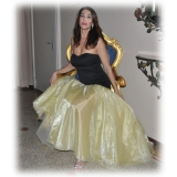 Miriam Tirinzoni - Abito Nero con Tulle Giallo Sul Fondo - Abiti - Luxury Exclusive Collection