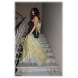 Miriam Tirinzoni - Abito Nero con Tulle Giallo Sul Fondo - Abiti - Luxury Exclusive Collection