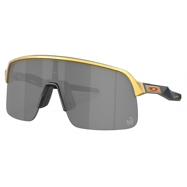 Oakley - Sutro Lite Patrick Mahomes II Collection - Prizm Black - Olympic Gold - Sunglasses - Oakley Eyewear