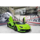 Superior Car Rental - Lamborghini Aventador SVJ - Verde - Exclusive Luxury Rent