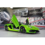 Superior Car Rental - Lamborghini Aventador SVJ - Green - Exclusive Luxury Rent