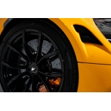 Superior Car Rental - McLaren Artura - Arancione - Exclusive Luxury Rent