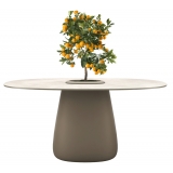 Qeeboo - Cobble Table 160 cm Stoneware Bucket - Ivory - Qeeboo Table by Elisa Giovannoni - Furnishing - Home