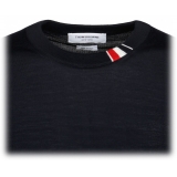 Thom Browne - Maglione Girocollo in Maglia di Lana Vergine Blu Navy - Thom Browne Exclusive Luxury Collection