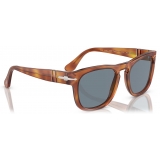 Persol - Elio - Terra di Siena / Azzurro - Occhiali da Sole - Persol Eyewear