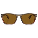 Persol - PO3341S - Marrone a Righe Rosso Sfumato / Marrone - Occhiali da Sole - Persol Eyewear