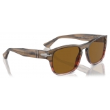 Persol - PO3341S - Marrone a Righe Rosso Sfumato / Marrone - Occhiali da Sole - Persol Eyewear