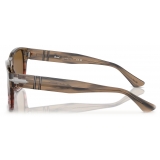 Persol - PO3341S - Marrone a Righe Rosso Sfumato / Marrone - Occhiali da Sole - Persol Eyewear