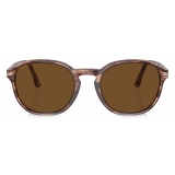 Persol - PO3343S - Striato Marrone / Polar Nero Grigio - Occhiali da Sole - Persol Eyewear