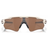 Oakley - Oakley® X Pas Normal Studios® Radar® EV Path® - Prizm Tungsten - Off White - Occhiali da Sole