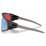 Oakley - Latch™ Panel - Prizm Snow Sapphire - Matte Grey Smoke - Occhiali da Sole - Oakley Eyewear