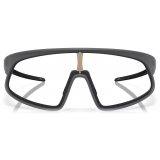 Oakley - RSLV - Clear To Black Iridium Photochromic - Matte Carbon - Occhiali da Sole - Oakley Eyewear