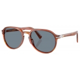 Persol - PO3235S - Terra di Siena / Azzurro - Occhiali da Sole - Persol Eyewear