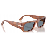 Persol - PO3362S - Terra di Siena / Blu - Occhiali da Sole - Persol Eyewear