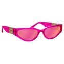 Linda Farrow - Occhiali da Sole Tomie Cat Eye in Rosa Neon - LFL1426C4SUN - Linda Farrow Eyewear