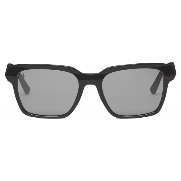 Ferrari - Ferrari Sunglasses in Black Acetate with Polarised Grey Lens - Sunglasses - Ferrari Eyewear