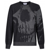 Alexander McQueen - Maglione con Intarsio Teschio Grigio - Grigio Carbone - Alexander McQueen Exclusive Luxury Collection