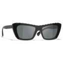 Chanel - Occhiali da Sole a Farfalla - Nero Grigio - Chanel Eyewear