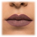 Nee Make Up - Milano - The Lipstick Matte & Fluid Dark Brown 61 - The Lipstick Matte & Fluid - Labbra - Make Up Professionale