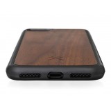 Woodcessories - Eco Bumper - Walnut Cover - Black - iPhone X / XS - Wooden Cover - Eco Case - Bumper Collection