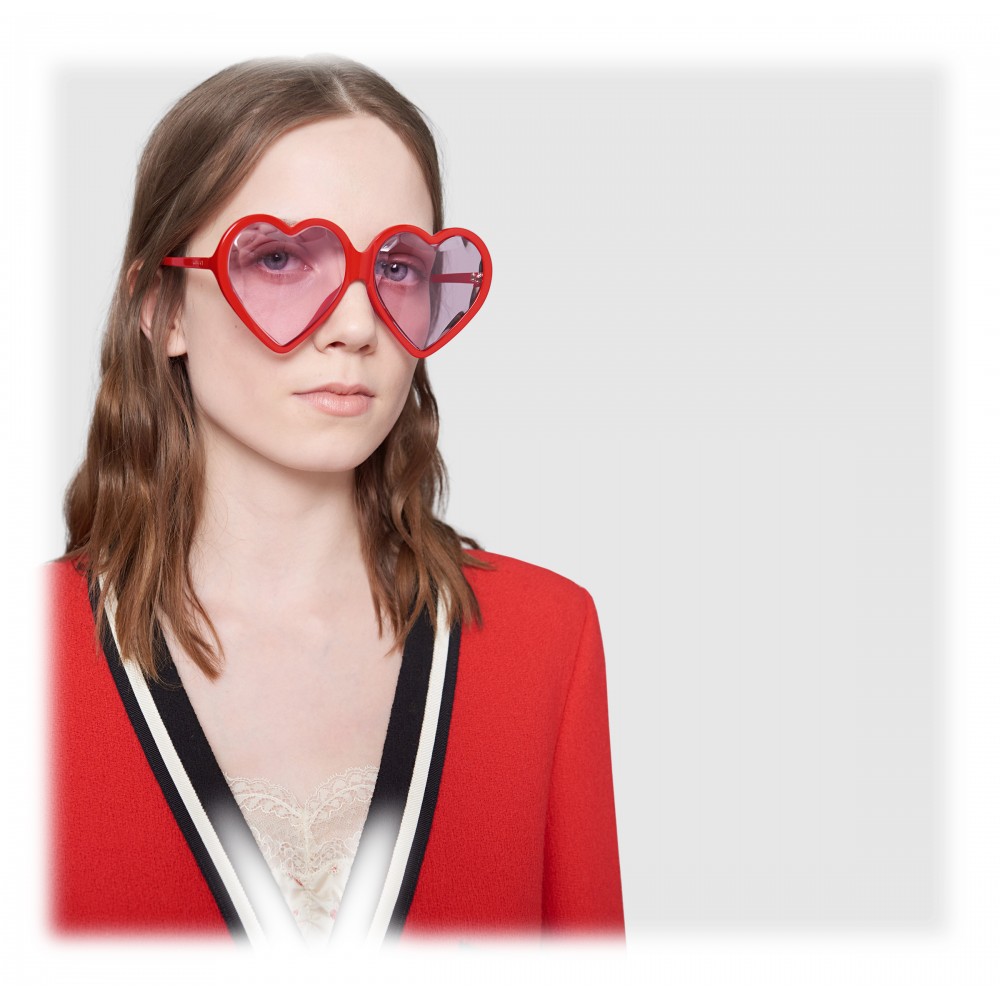 Gucci - Acetate Heart Sunglasses with Optimal Fit - Red Heart - Gucci Eyewear - Avvenice