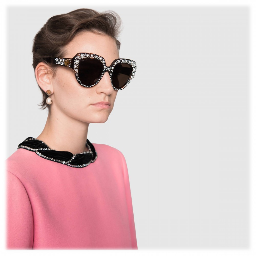 Gucci - Cat-Eye Sunglasses with Heart Shaped Charms - Gold Pink - Gucci  Eyewear - Avvenice