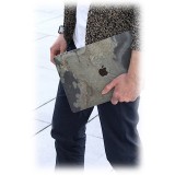 Woodcessories - Real Stone MacBook Cover - Camo Gray - MacBook 15 Pro Retina - Eco Skin Stone - Apple Logo