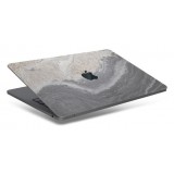 Woodcessories - Real Stone MacBook Cover - Antique White - MacBook 13 Pro Retina - Eco Skin Stone - Apple Logo