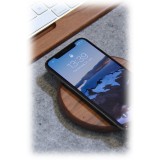Woodcessories - Piattaforma di Ricarica Wireless Dock Qi (10W) - Noce e Pelle - Premium Eco Pad in Vero Legno - iPhone - Samsung
