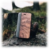 Woodcessories - Eco Wallet Flip Cover - Vero Legno e Pelle - Noce - iPhone X / XS - Eco Case - Flip Collection