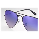 Ray-Ban - RB3025 002/4O - Original Aviator Flash Lenses Gradient - Black - Blue Gradient Flash Lenses - Sunglasses - Eyewear