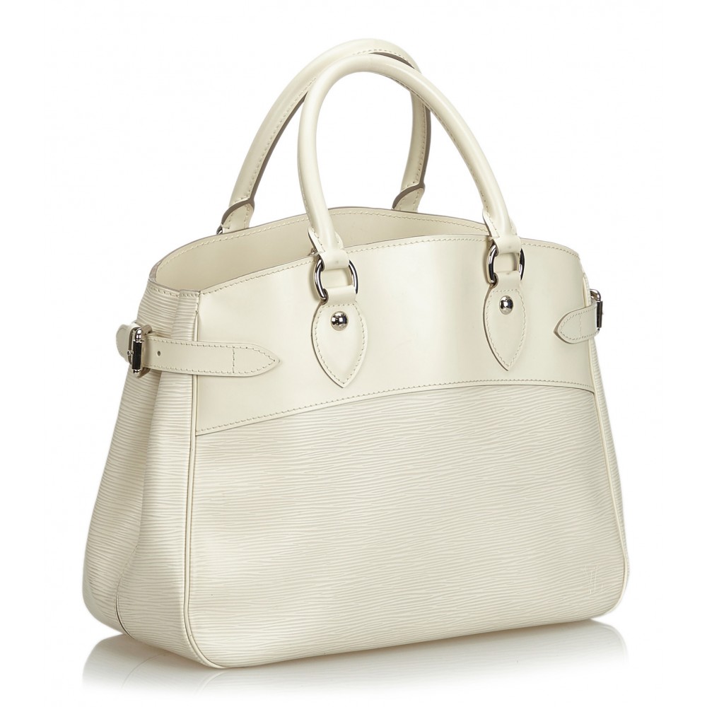 Louis Vuitton White Epi Leather Passy PM Bag Louis Vuitton