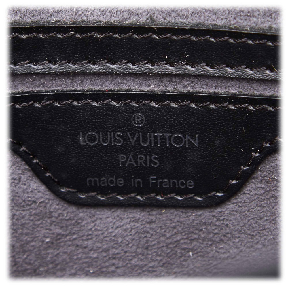 Louis Vuitton St. Jacques Black Epi Leather PM. DC: AS0916. Made in France.  With certificate of authenticity from PRO AUTHENTICATORS ❤️
