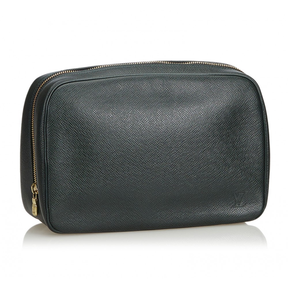 Louis Vuitton Vintage - Taiga Toiletry Pouch GM - Black - Taiga Leather and Leather Pouch ...