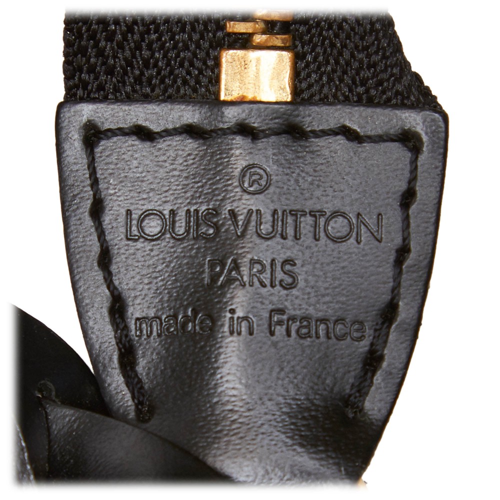 Louis Vuitton Vintage EPI Leather Pochette Accessoires (SHF-21130)