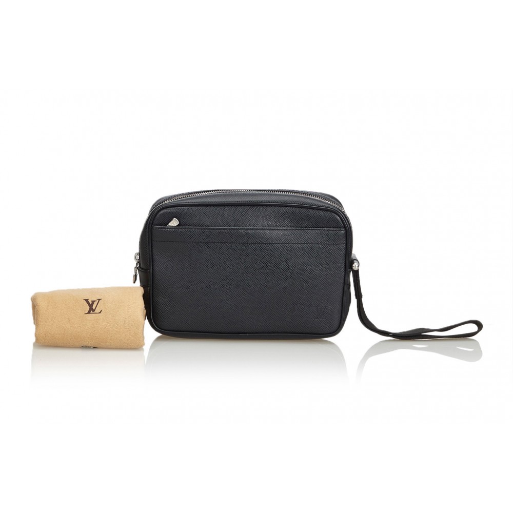 Louis Vuitton Black Taiga Leather Kasai Clutch Bag - Yoogi's Closet
