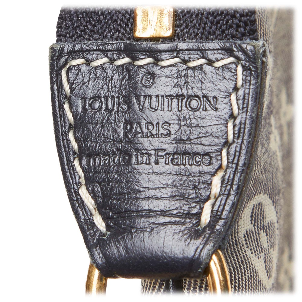 Louis Vuitton Vintage - Monogram Mini Lin Pochette Bag - Grey