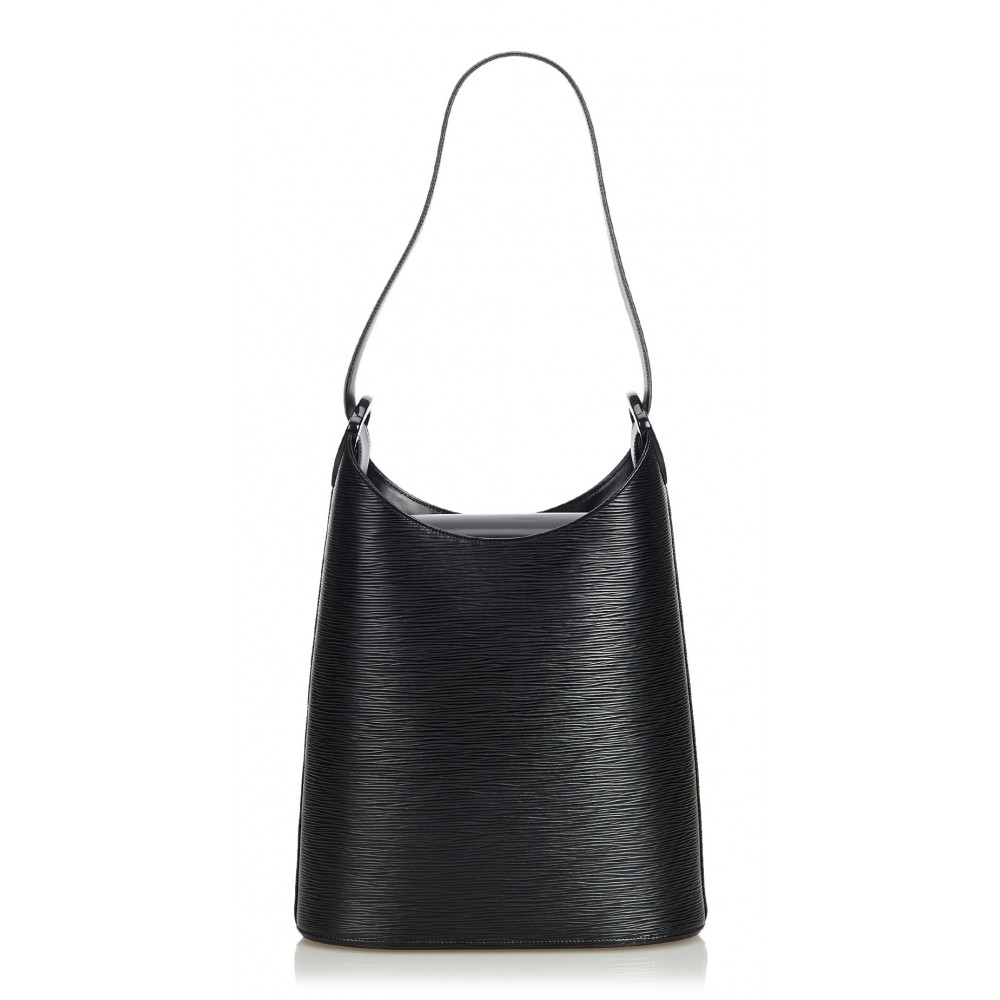 Louis Vuitton Vintage - Epi Sac Verseau Bag - Black - Leather and Epi Leather Handbag - Luxury ...