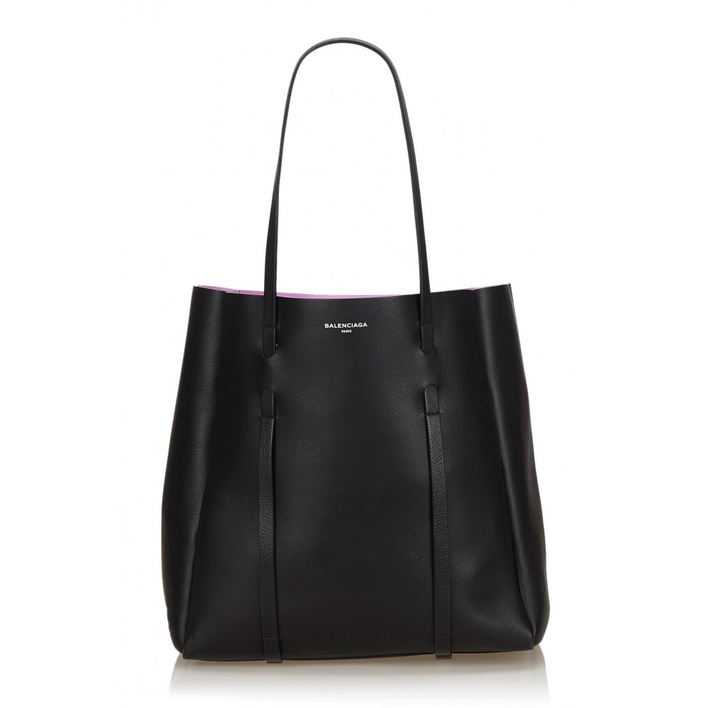 Prada Vintage - Saffiano Leather Soft Tote Bag - Red - Leather Handbag -  Luxury High Quality - Avvenice